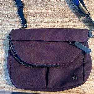 Lululemon crossbody